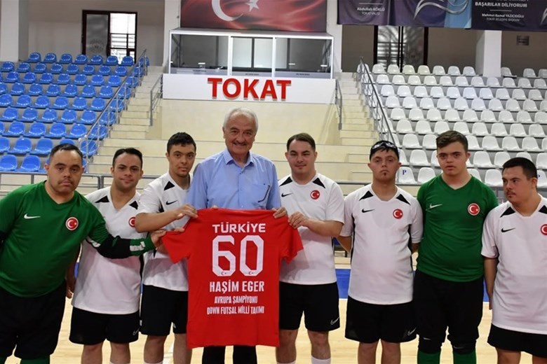 Down Sendromlular Futsal Milli Takımımıza moral ziyareti! 